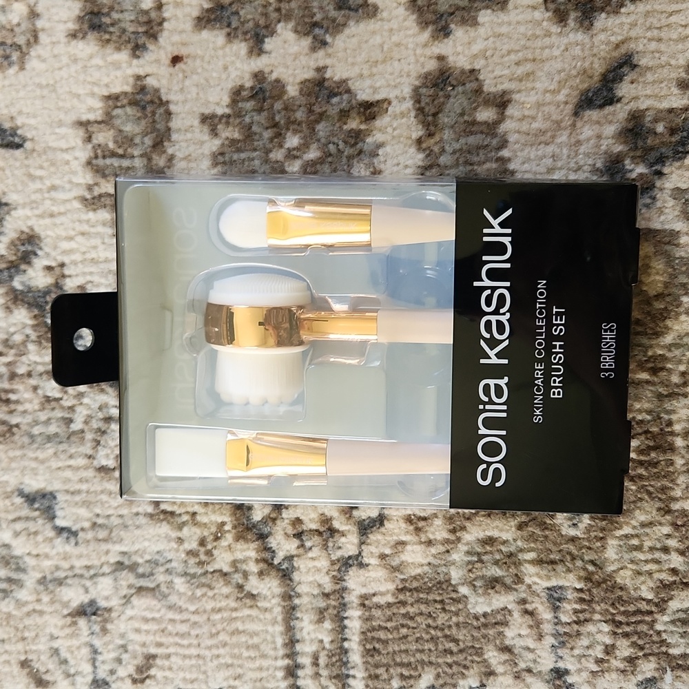 Sonia Kashuk brush set